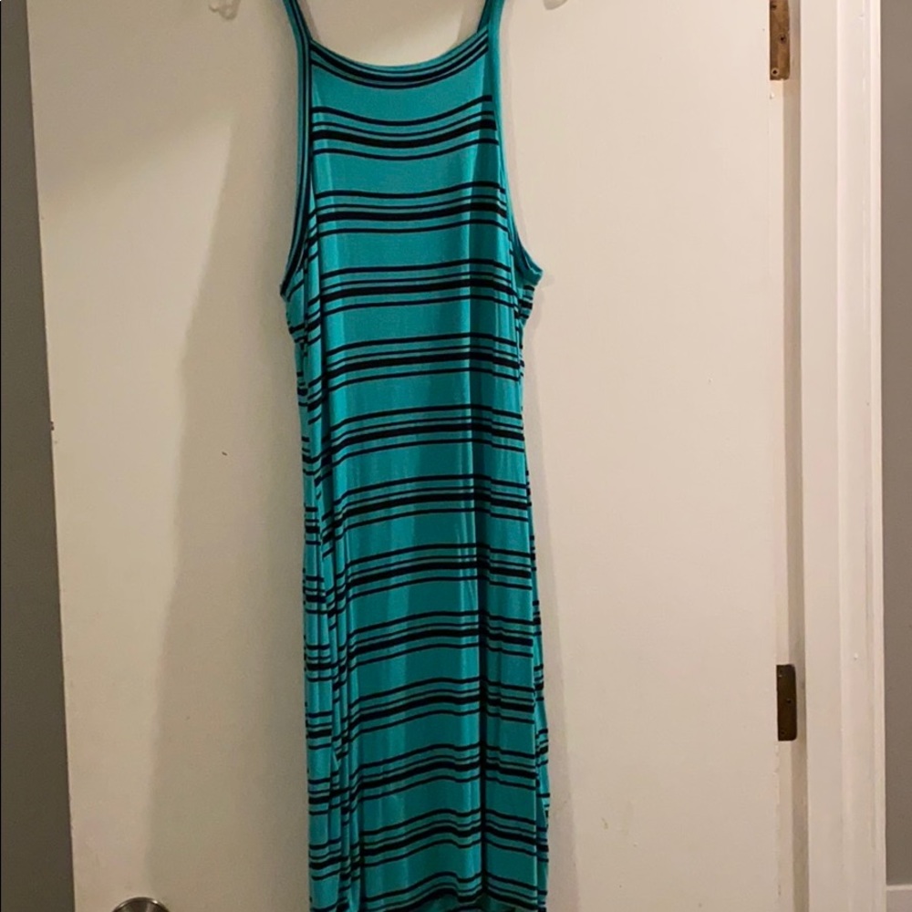 Women’s dress